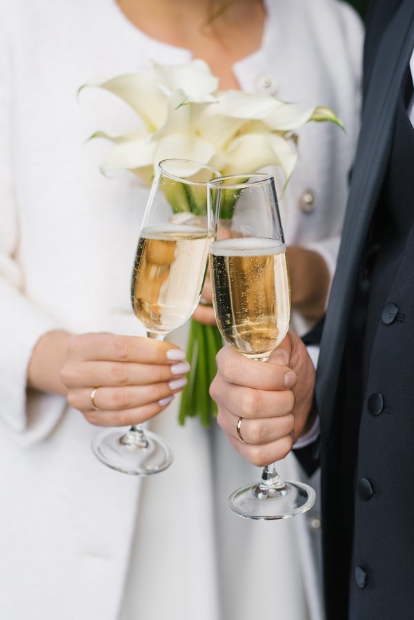 Champagne mariage : conseils pour une fête réussie et économique